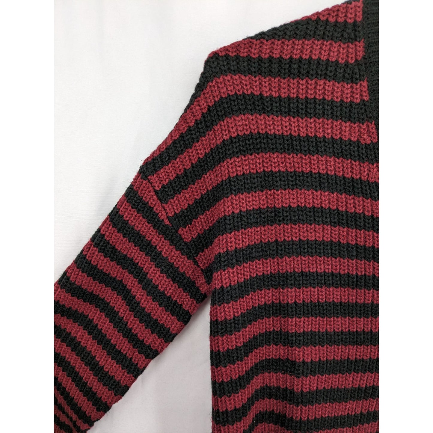 Hot Topic Women Black & Red Stripe Button-Up Cardigan Size M NWT