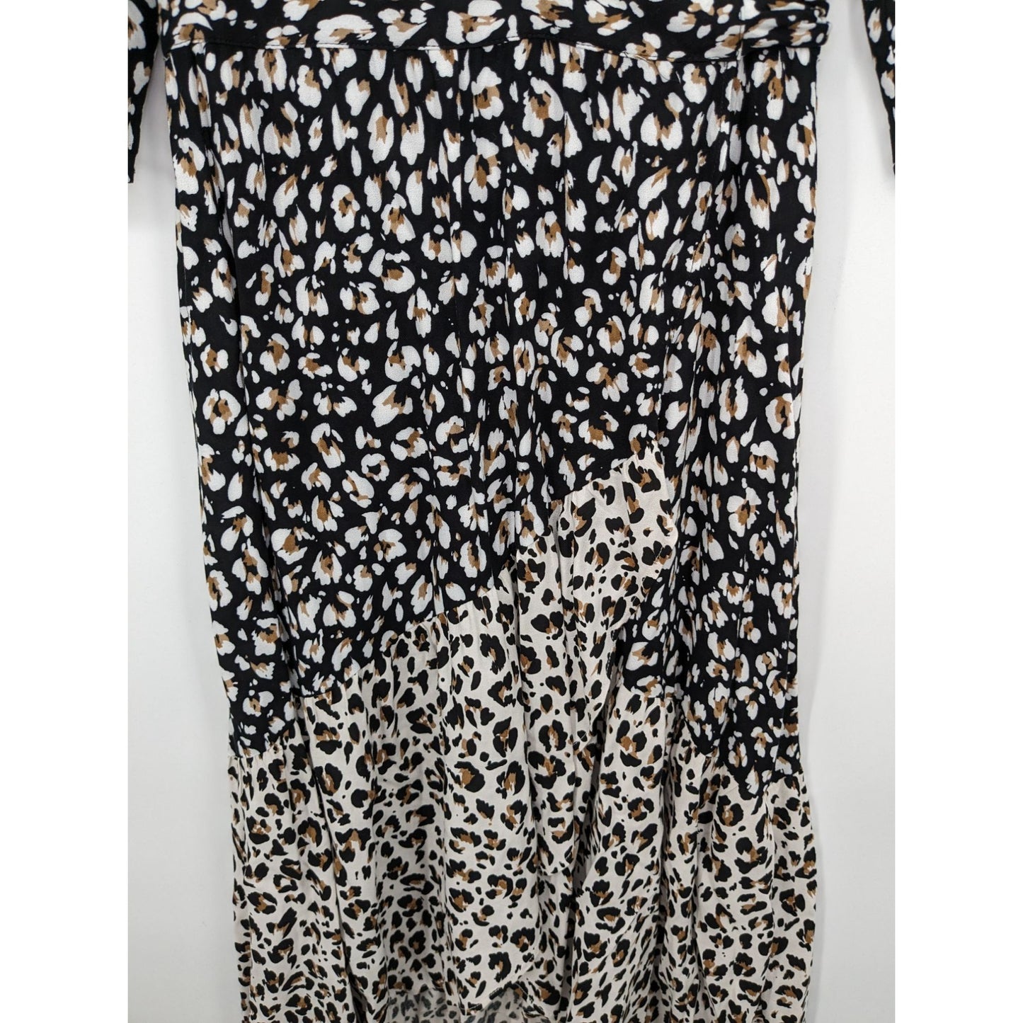 Saltwater Luxe Women Leopard Print V Neck Ruffle Wrap Midi Boho Dress Size S