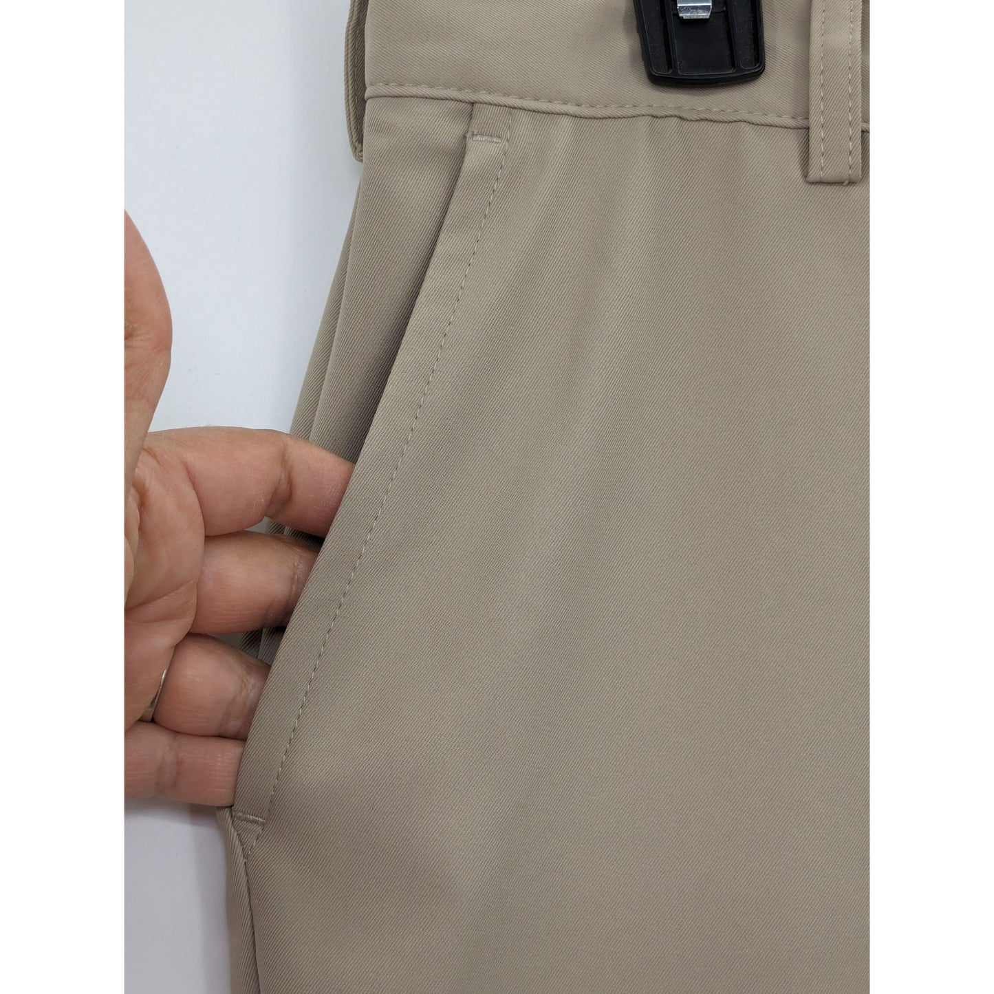 IZOD Slim Fit Golf Khaki Chino Performance Men Straight Leg Pants Size 34 X 30