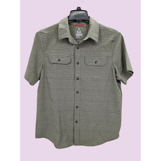 Gerry Men Green Quick Dry Short Sleeve Button-up Stretch Camp Shirt Size M