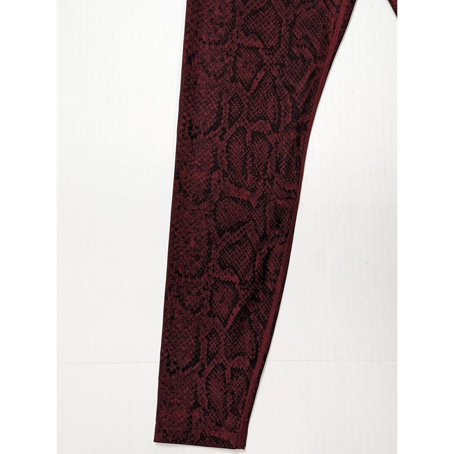 Nike Women Burgundy Python Print Front Zipper Activewear Legging Pants Size M