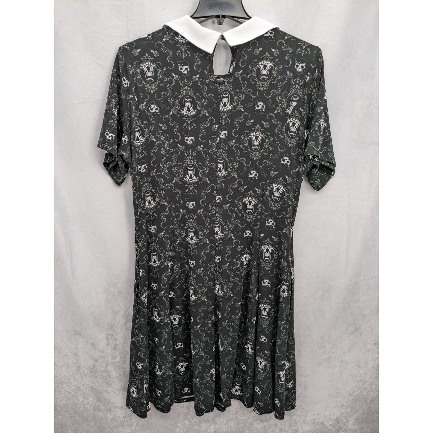 Emily The Strange Black & White Gothic Portrait Lace-Up Collar Dress Size 1X