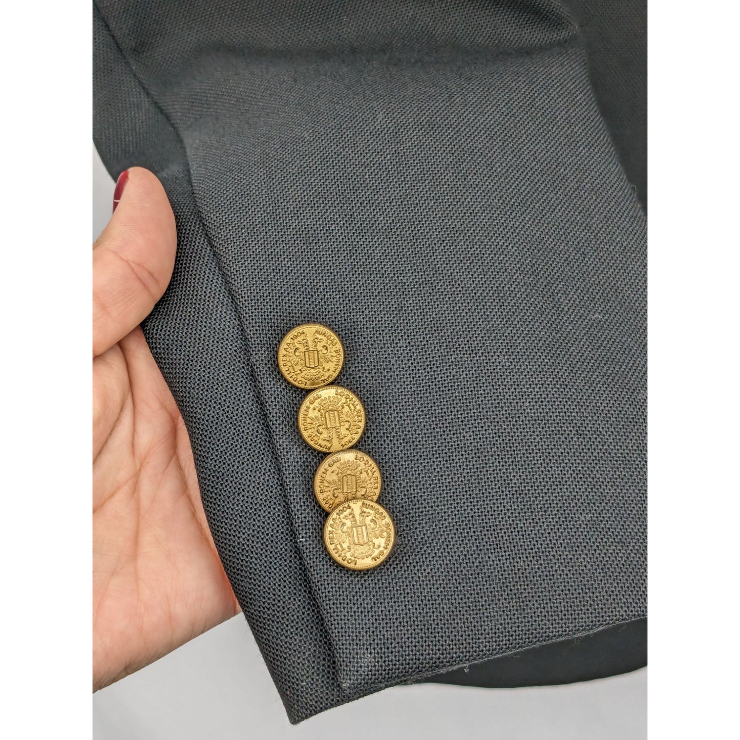 Farah Clothing Co. Men Black Wool Blend Sport Coat with Gold Buttons Size 38R