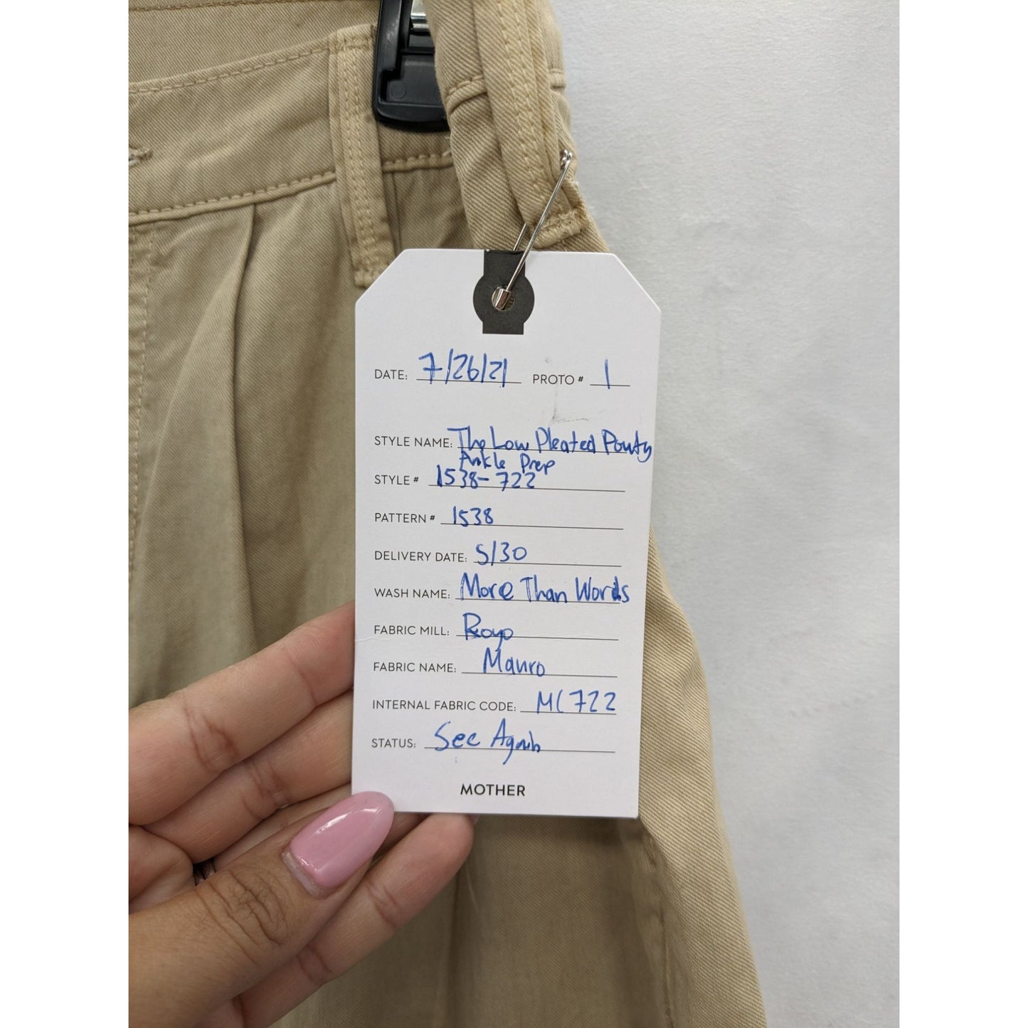 Mother Women The Low Pleated Ankle Prep Beige Pants Size 32