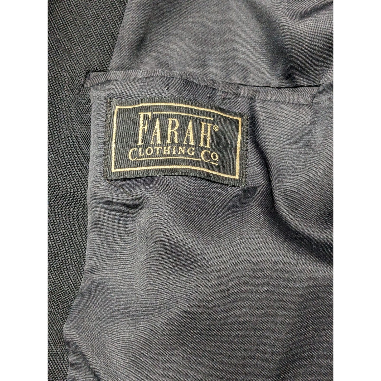 Farah Clothing Co. Men Black Wool Blend Sport Coat with Gold Buttons Size 38R