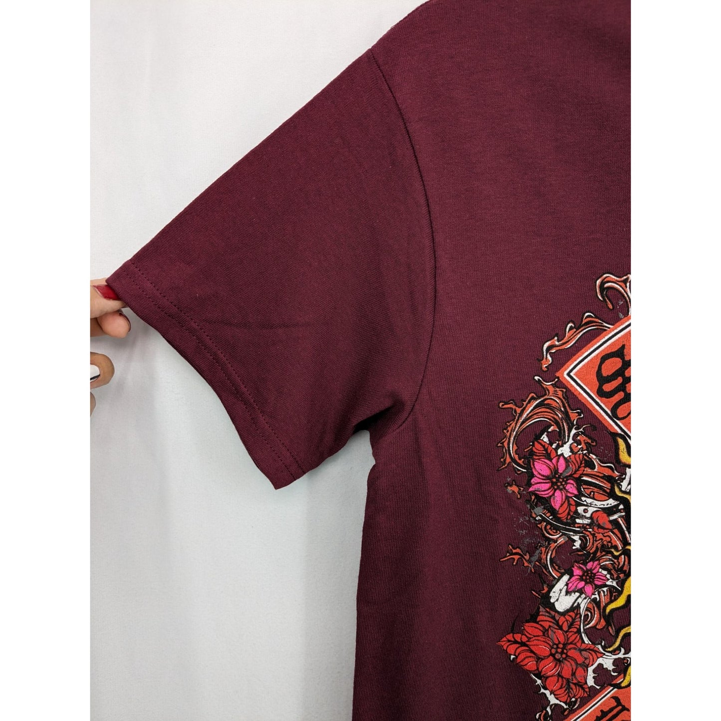 Sublime Women Burgundy Sublime Long Beach Boyfriend Fit Pullover T-Shirt Size M