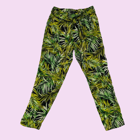 Forever 21 Women Floral Tropical Harmen Belted Crop Tapered Pants Green Size M