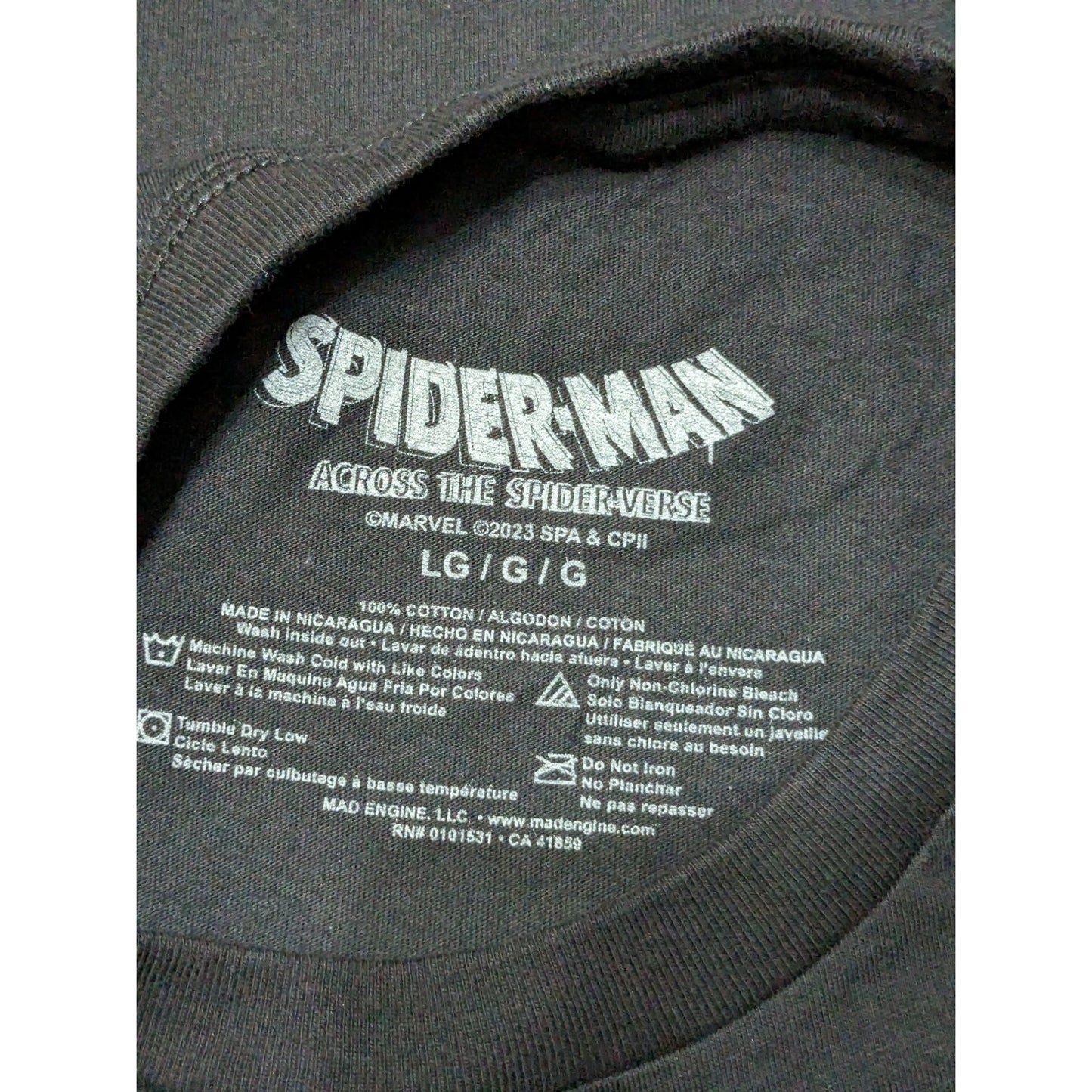 Marvel Spider-Man Across the Spider-Verse Movie Poster Unisex T-Shirt Size L