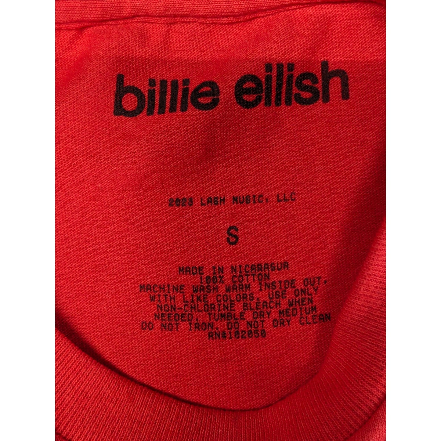 Billie Ellish Red Grid Portrait Boyfriend Fit Women Crewneck T-Shirt Size S