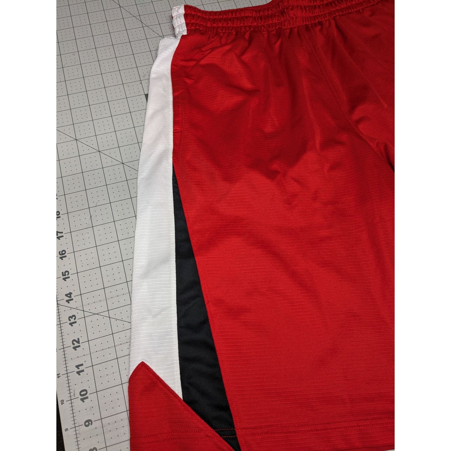 Nike Dri-Fit Basketball Red & Black Colorblock Athletic Men Shorts Size L