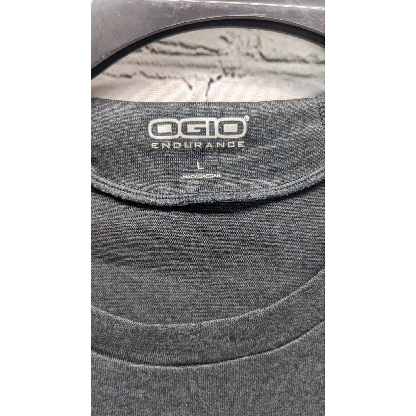 OGIO Endurance Crewneck Gray T-Shirt Size L