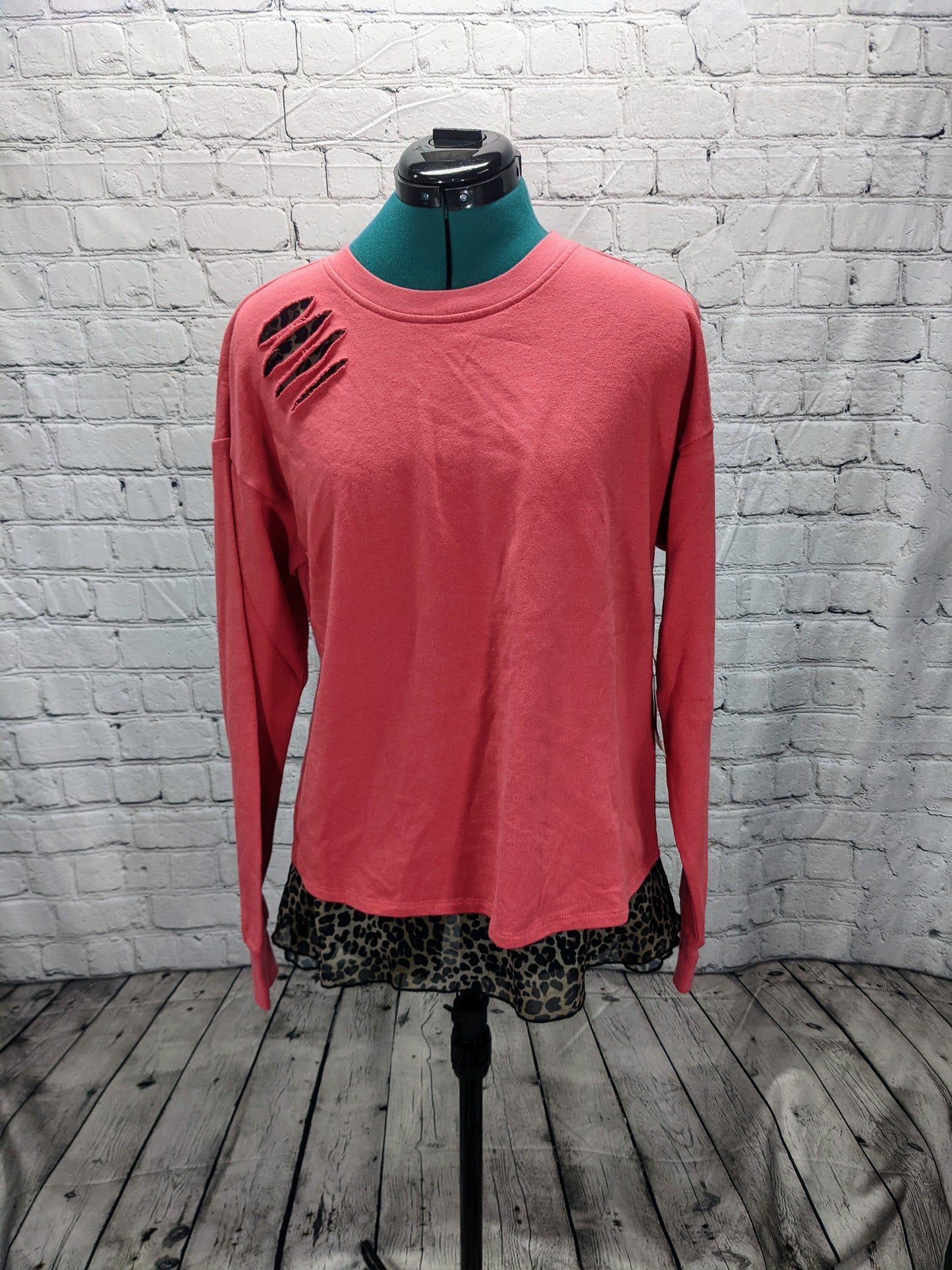 New Her Universe Wonder Woman 84 Red/Leopard Distressed Sweater Size S