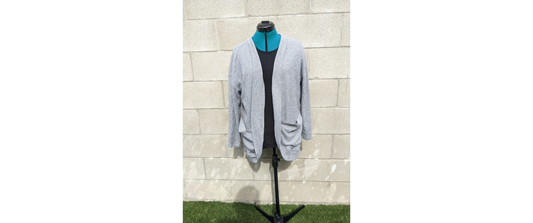 Arizona Jean Co gray open knit cardigan size XL- XXL pre-owned